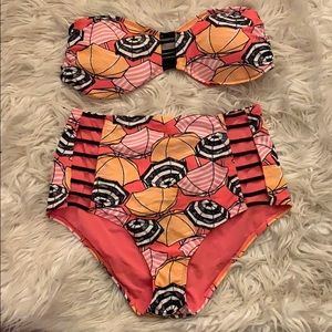 Strapless high waisted bikini